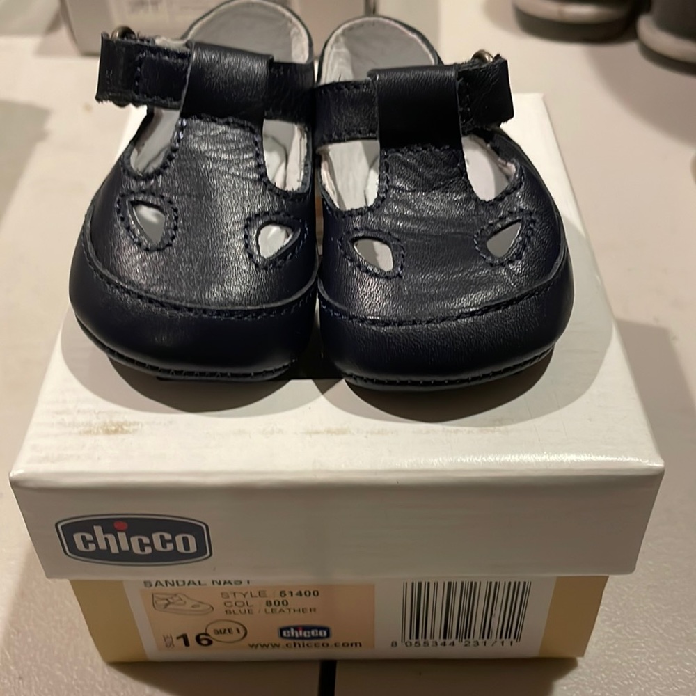 Like new Chicco Navy Blue leather baby shoes. Size 1